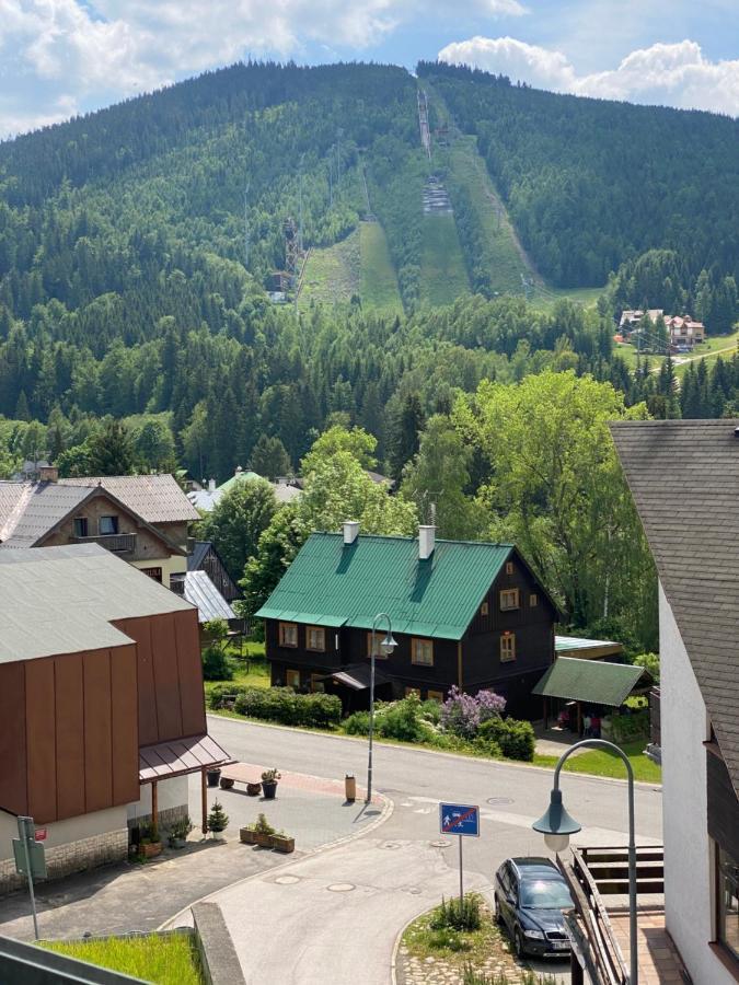 Luxusni Apartman U Sjezdovek S Garazi Harrachov Exteriör bild